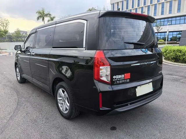 Wuling Wuling Journey 1.5T manual luxury operating vehicle