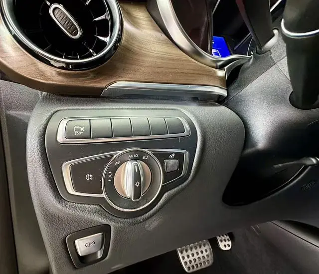 Mercedes-Benz Mercedes-Benz V-class V 260 Premium Edition