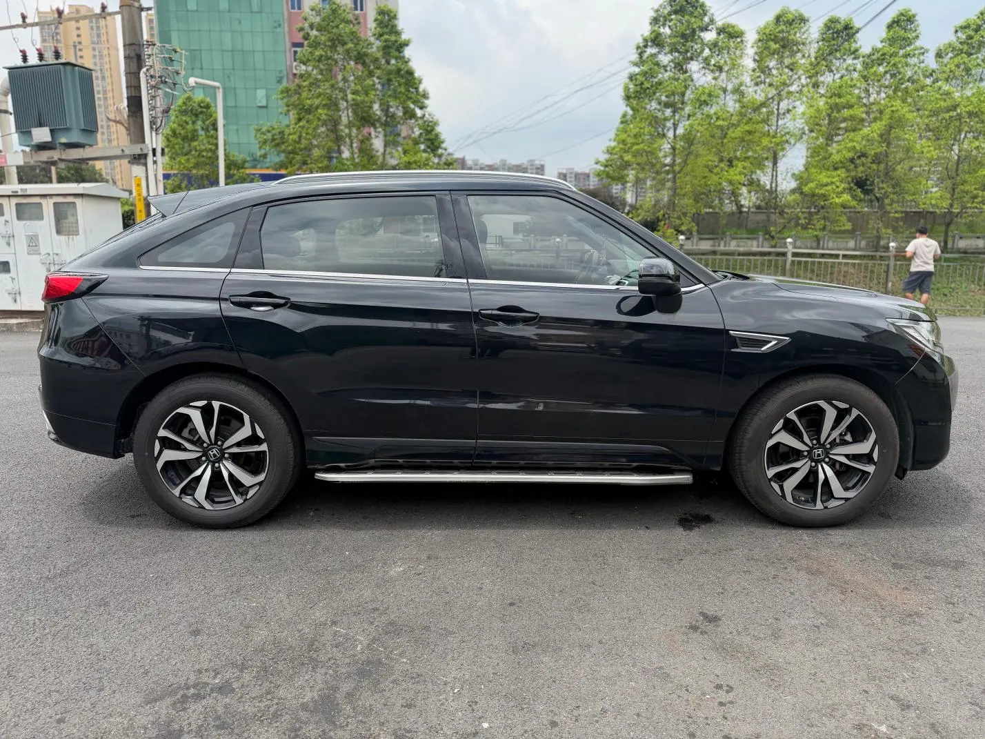 Honda Honda UR-V 240TURBO two-wheel drive classic version Country V