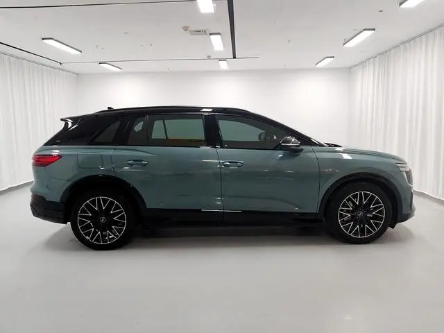 Audi Audi Q5 e-tron 40 e-tron Xingyao Mecha Set