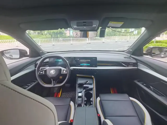 MG MG5 Scorpio 1.5T Trophy Sports Ultimate Edition