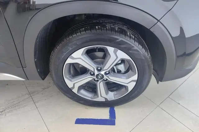 Hyundai Shengda 380 TGDi GLS automatic two-wheel drive deluxe Edition