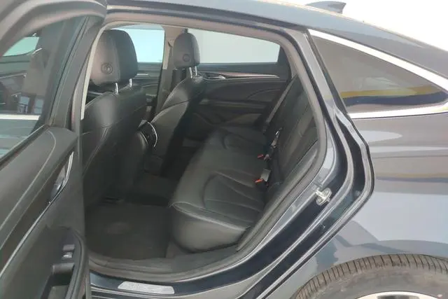Buick Lacrosse 652T luxury