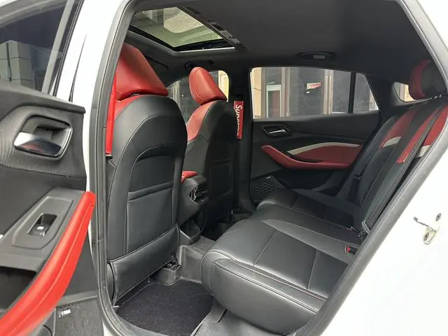 MG MG5 300TGI DCT Green Luxury Ultimate Edition