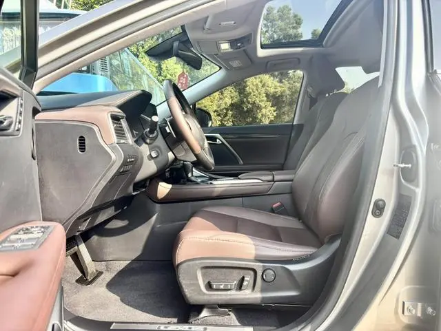 Lexus Lexus RX Facelift 300 two-wheel drive comfort version
