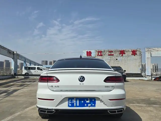 Volkswagen Volkswagen CC 380TSI eye-catching version