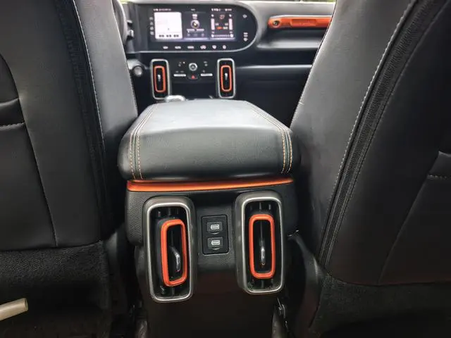 Haval Haval Big Dog 2.0T two-wheel drive Chinese Hound Version