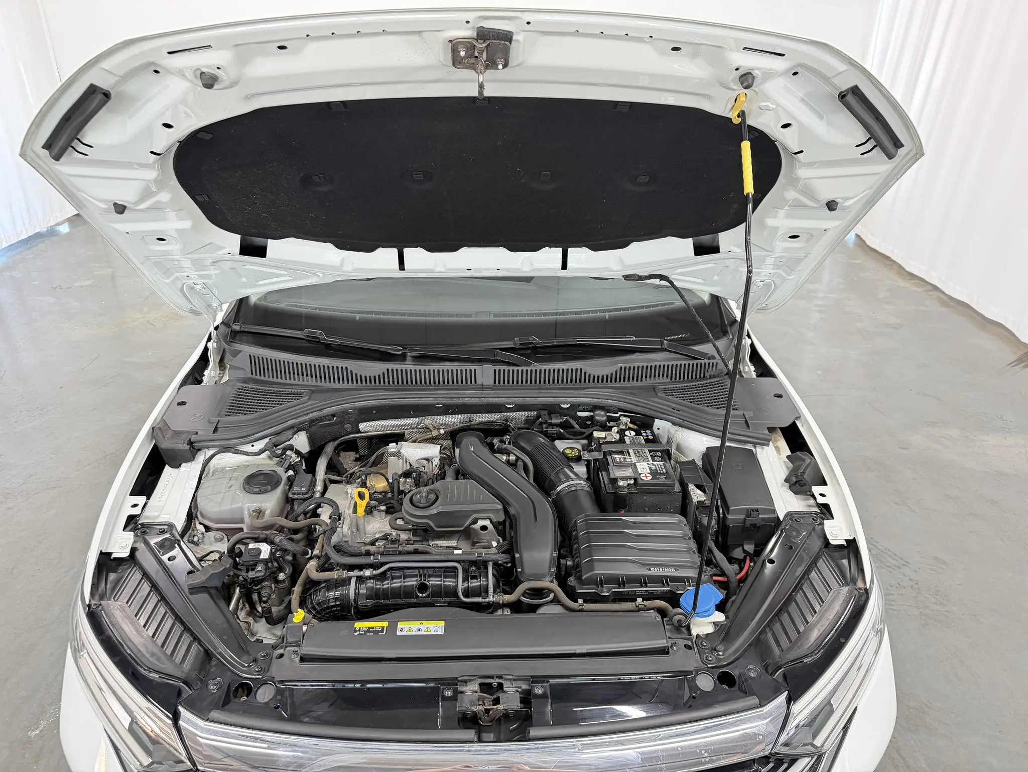 Volkswagen Sagitar 300TSI DSG Beyond Edition