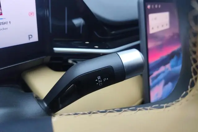 Geely Galaxy Galaxy L6 1.5T DHT 125km Starship