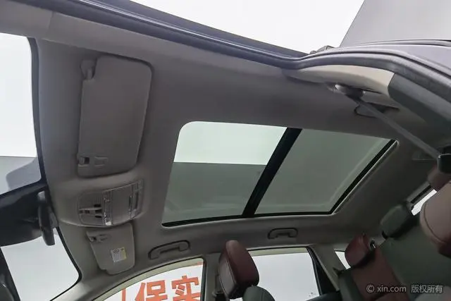 Dongfeng Fengshen Dongfeng Fengshen AX7 PRO 1.6T Automatic Smart Version