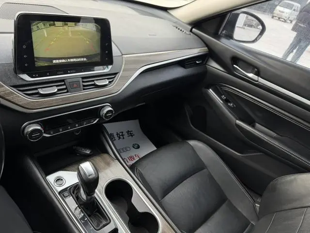 Nissan Teana 2.0 L XL Comfort Edition