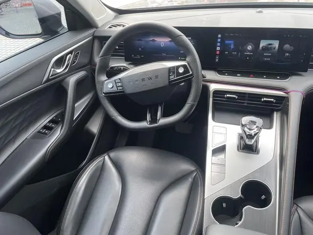 Roewe Roewe eRX5 Super Hybrid Premium Edition
