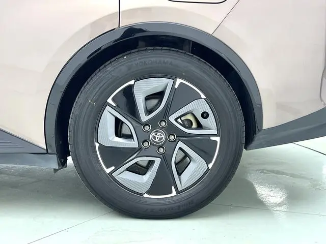 TOYOTA Toyota bZ3 Long battery life Premium