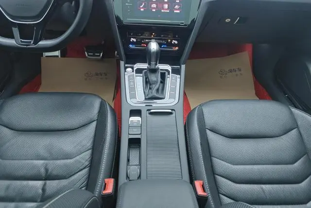 Volkswagen Volkswagen CC 330TSI Charm Edition Country VI