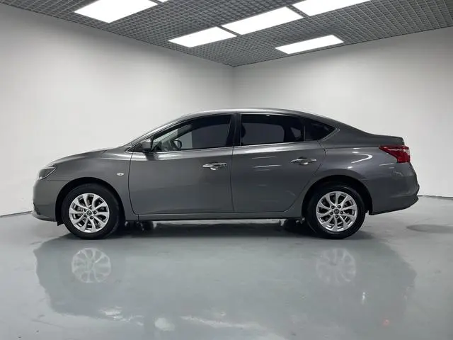 Nissan Xuan Yi Classic 1.6 XL CVT Deluxe Edition
