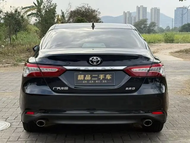 TOYOTA Camry 2.5G Deluxe Edition