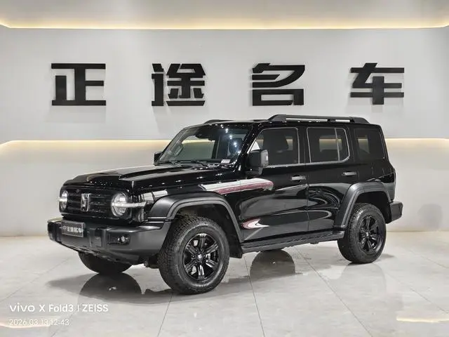 Tank Tank 300 2.0T Conqueror