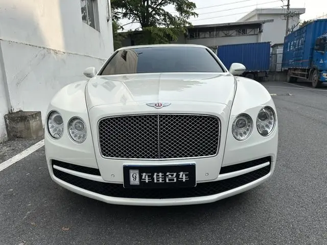 Bentley Flying 4.0T V8 Standard Edition