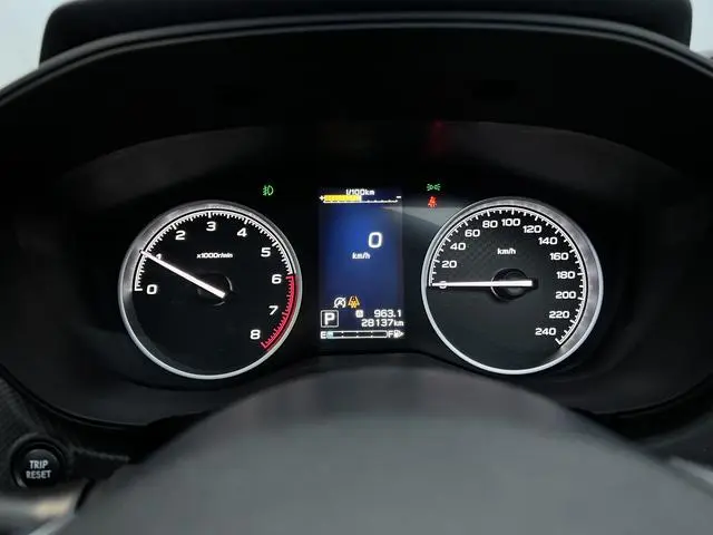 Subaru FORESTER Forester 2.0i Deluxe Edition EyeSight