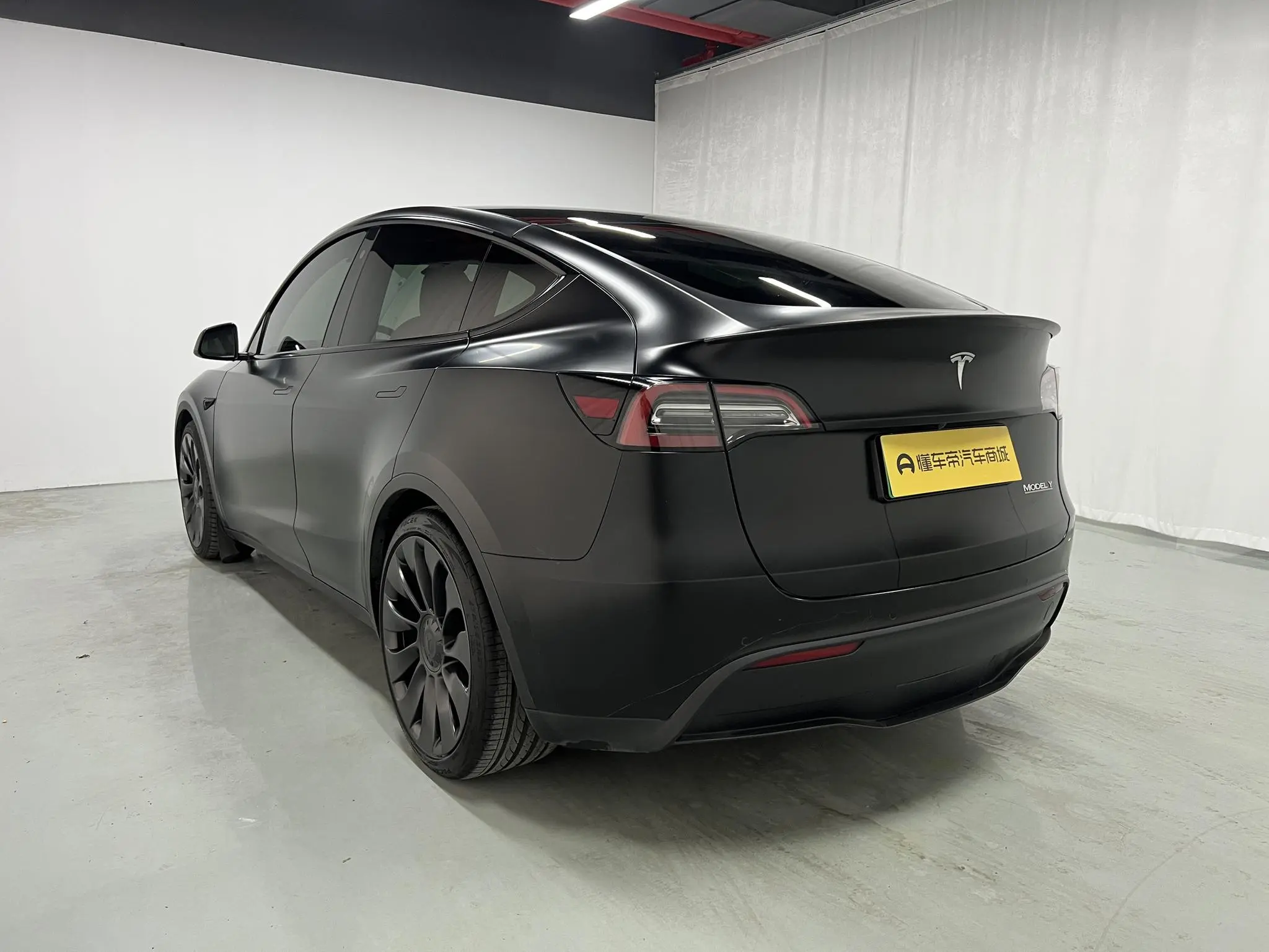 Tesla Model Y Performance high-performance all-wheel drive version