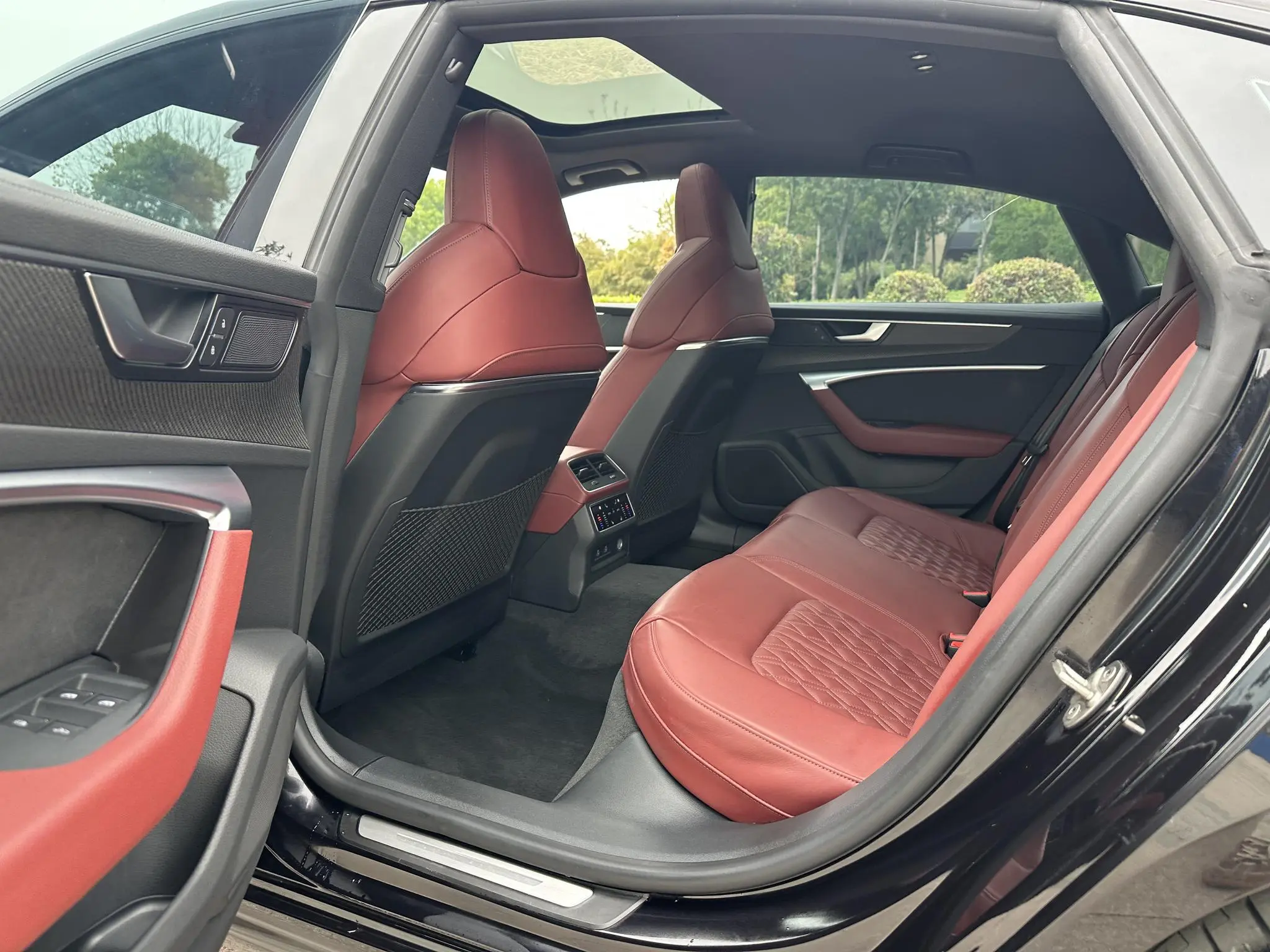 Audi Audi A7L 45 TFSI quattro S-line Black Samurai Edition