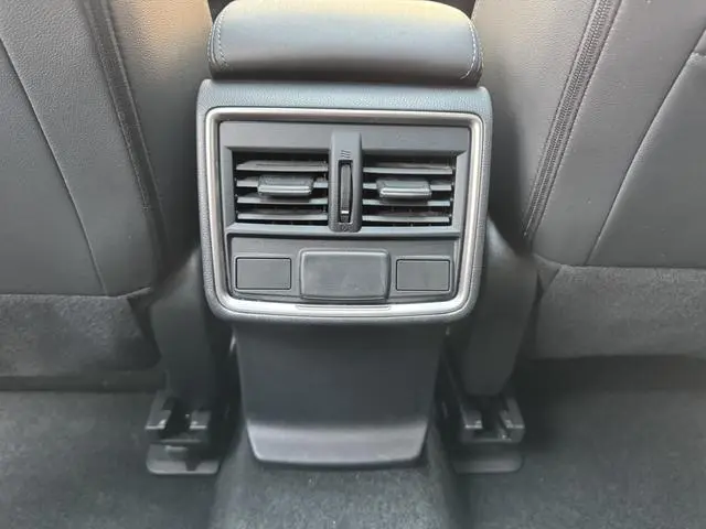 Subaru FORESTER Forester 2.0i AWD Deluxe Edition EyeSight