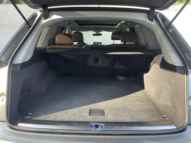 Audi Audi Q7 40 TFSI S line sporty