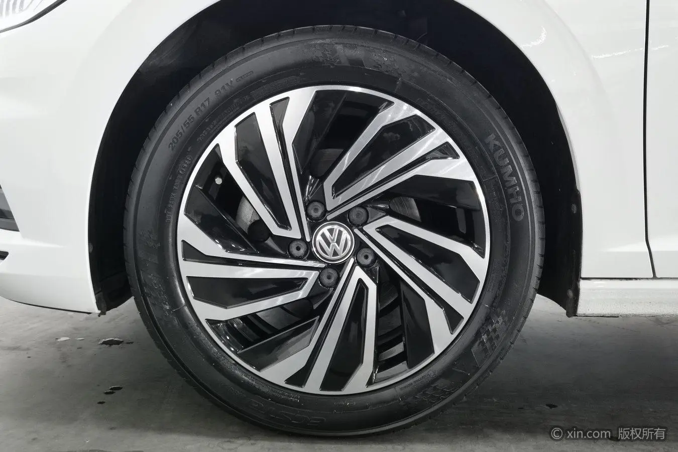Volkswagen Sagitar 200TSI DSG Beyond Edition