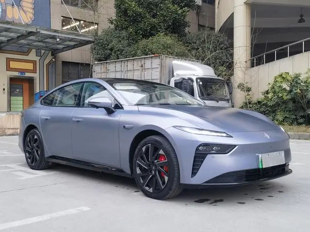 Dongfeng eπ eπ007 Pure electric 540 four-wheel drive Max version