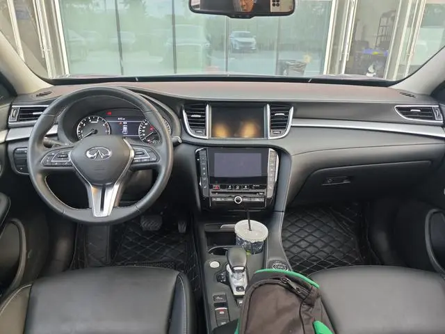 Infiniti Infiniti QX50 2.0T two-wheel drive fashion version