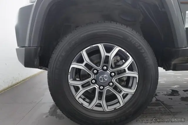 Beijing Beijing off-road BJ40 2.3T automatic four-wheel drive City Hunter Edition exclusive Country VI