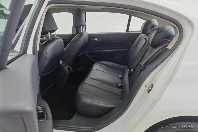 Peugeot Peugeot 408 350THP Automatic Deluxe Edition