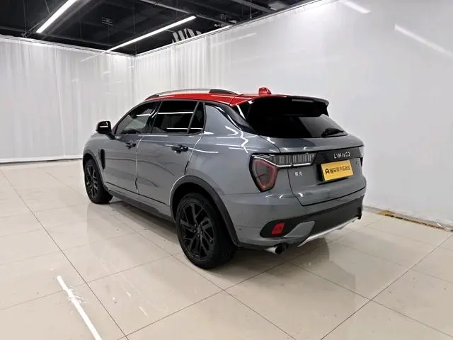 LYNK & CO Lynk &Co. 01 EM-P 1.5T Jin Pro Country VI