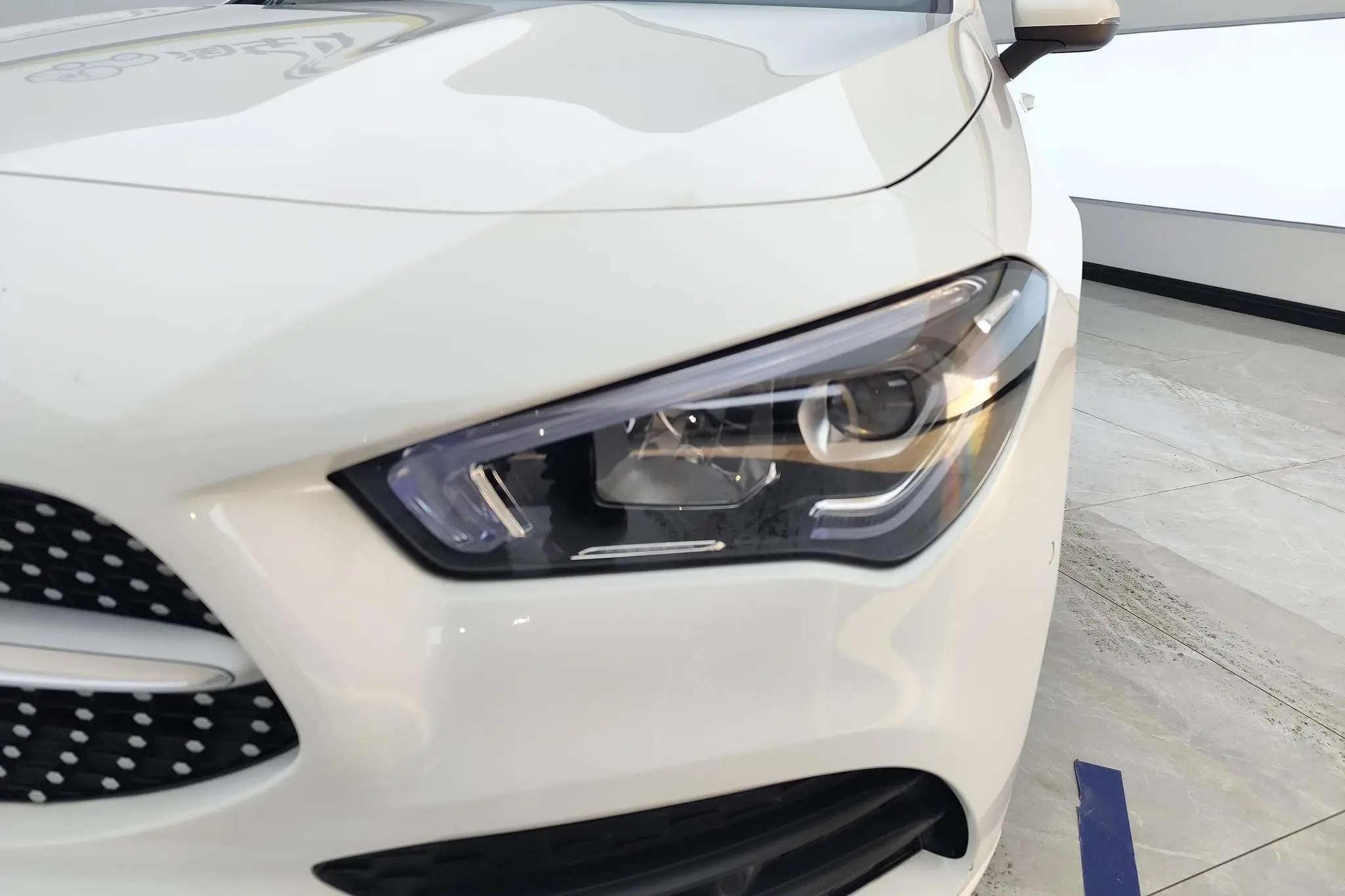 Mercedes-Benz Mercedes-Benz CLA CLA 200 four-door coupe