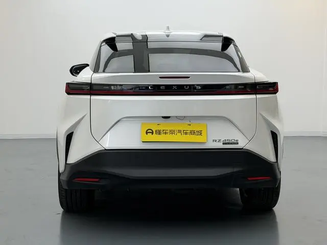 Lexus Lexus RZ 450e DIRECT4 vertical version