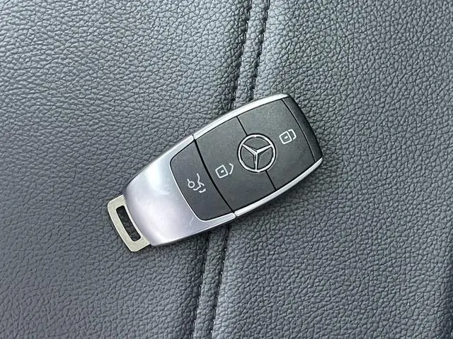 Mercedes-Benz Mercedes-Benz GLA GLA 200