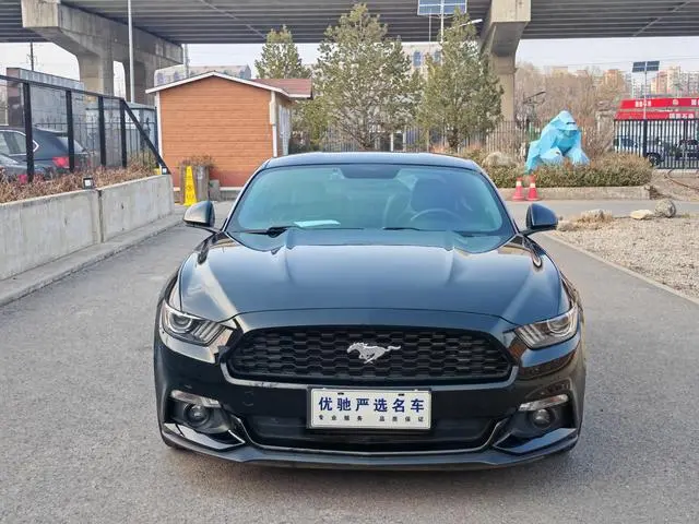Ford Mustang 2.3T Performance Version