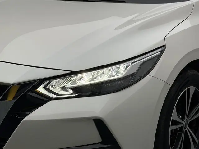 Nissan Xuan Yi 1.6L XL CVT Enjoy Edition