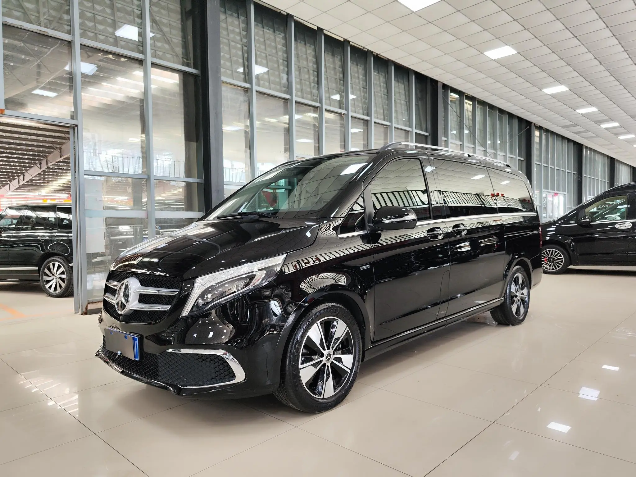 Mercedes-Benz Mercedes-Benz V-class V 260 Premium Edition