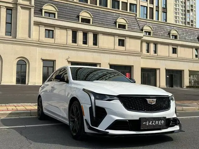 Cadillac Cadillac CT4 28T luxury