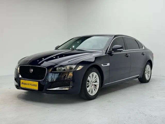 Jaguar Jaguar XFL 2.0T P200 two-wheel drive Fenghua version