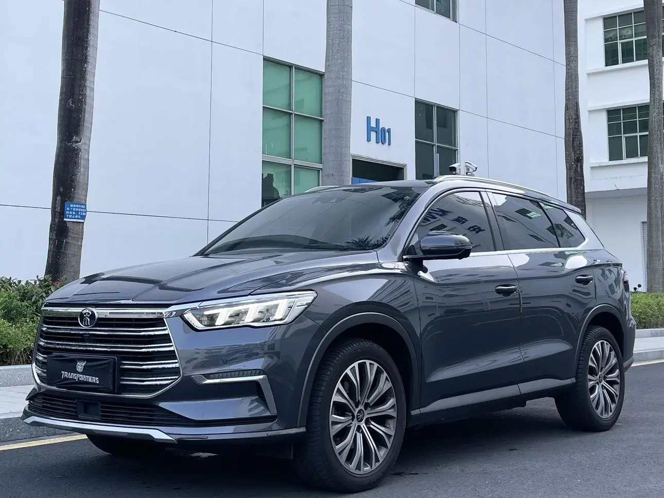 BYD Song Pro DM DM 1.5T four-wheel drive performance version flagship model