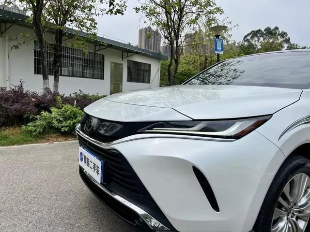 TOYOTA Ling Fang HARRIER 2.0L CVT two-wheel drive exclusive edition