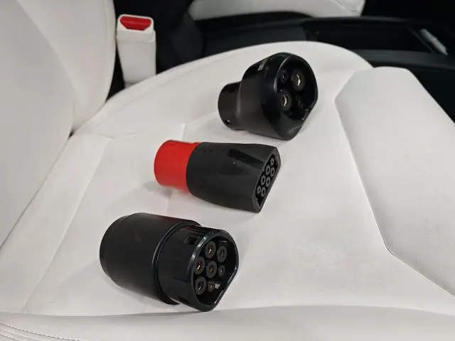 Tesla Model X 75D