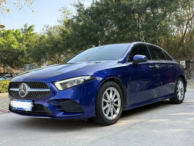 Mercedes-Benz Mercedes-Benz A-class A 200 L sports sedan