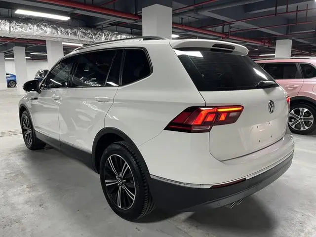 Volkswagen Tiguan L 330TSI automatic two-wheel drive Smart edition