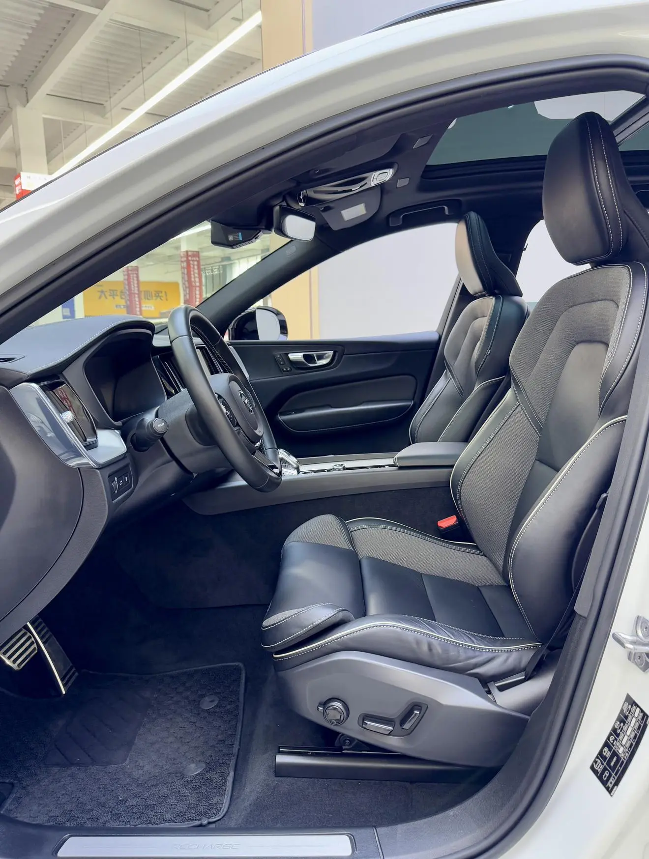 Volvo Volvo XC60 PHEV T8 E-drive hybrid Zhiyuan Sports Edition
