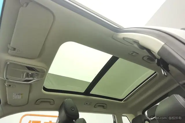 Geely Boyue 1.8TD DCT Zhizun PRO
