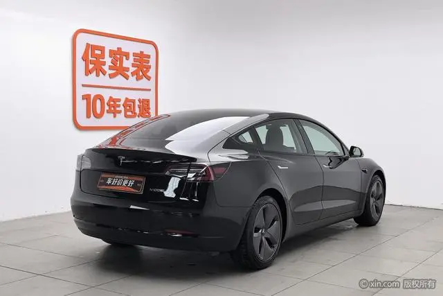 Tesla Model 3 Upgraded version of standard battery life rear drive