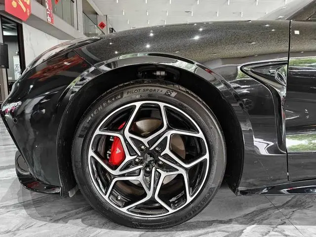 Neta Nezha GT 580 four-wheel drive version